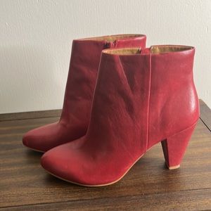 sairio bootie